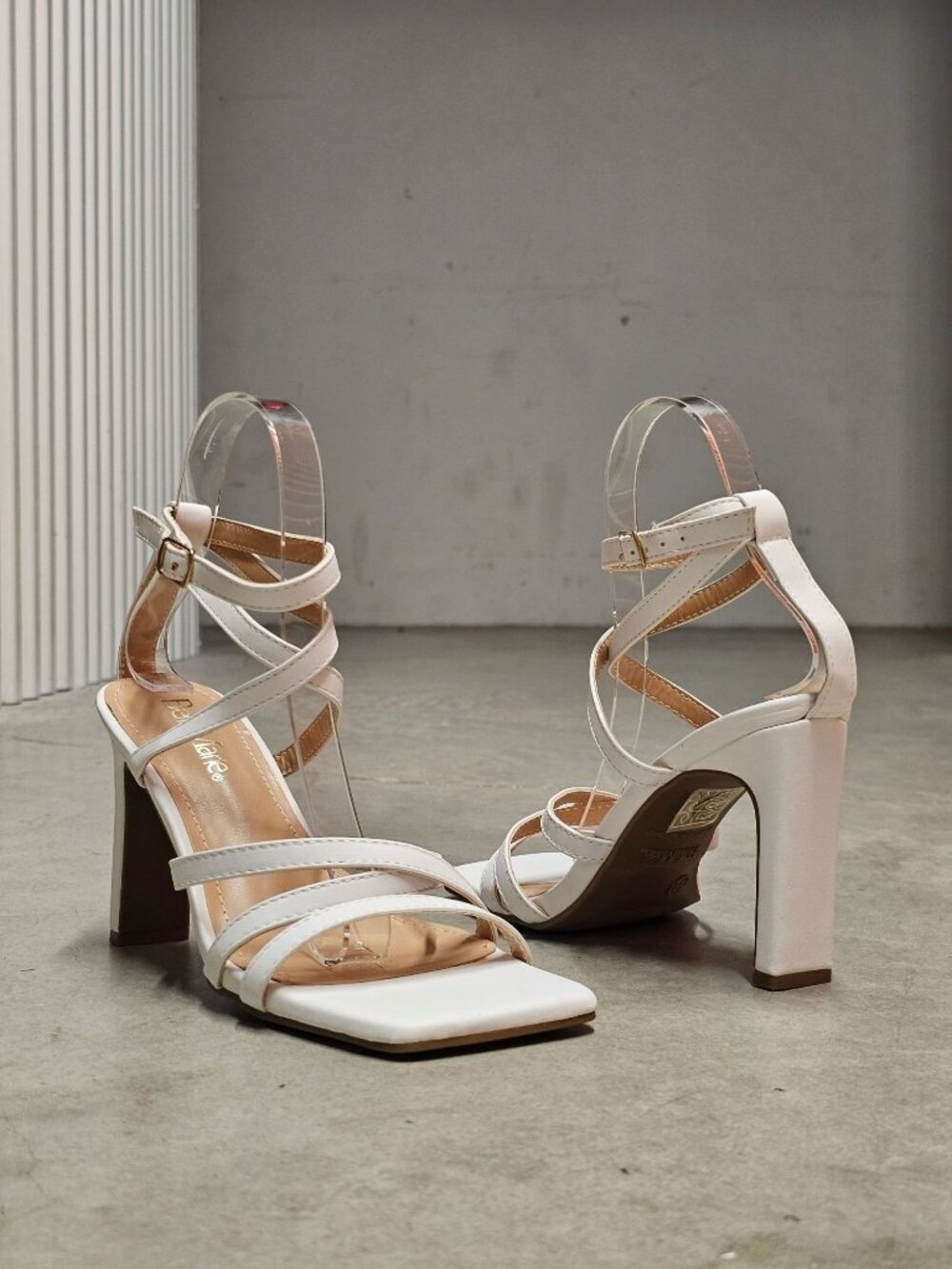 White Strappy Square-Toe Block Heel Sandals With Ankle Straps - Picture 10 of 12